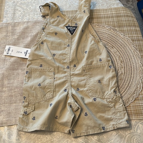 NWT Osh Kosh Overall Shorts in Size 3T with Anchors - Picture 4 of 5